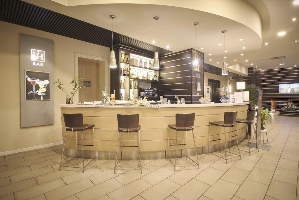 Ih Hotels Milano Gioia Exterior foto